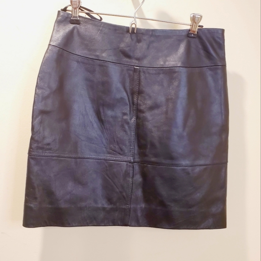 JACLYN SMITH women's black leather mini skirt size M